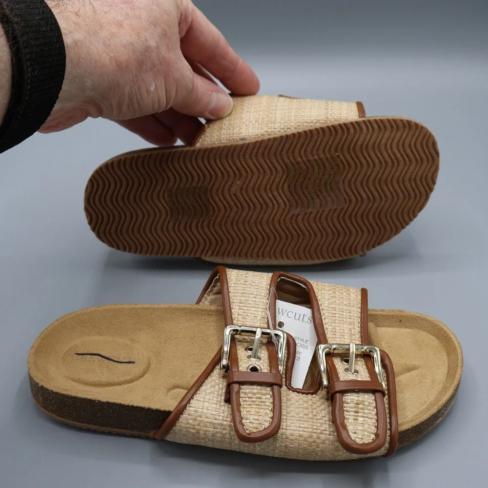 Crewcuts‎ Sandals Girls K13 Tan Beige Colbie Wide Strap Slides Buckle Detail NWT